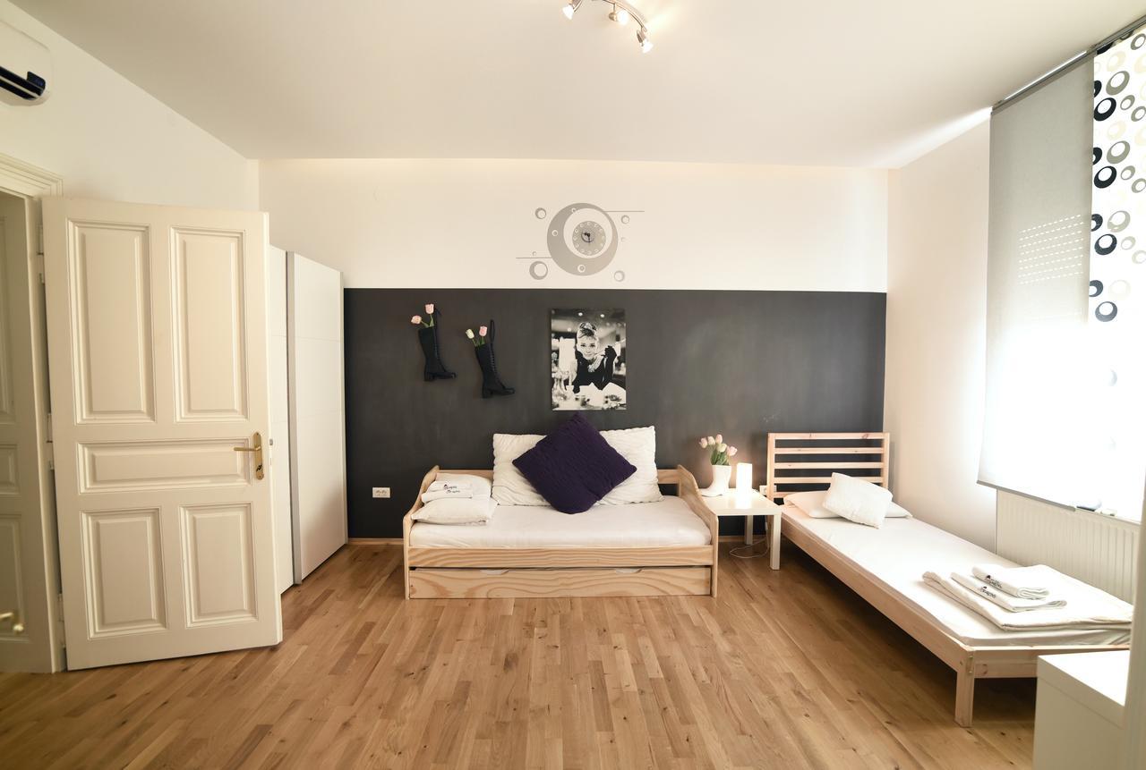 Secret Garden Apartment Zagreb Exterior foto